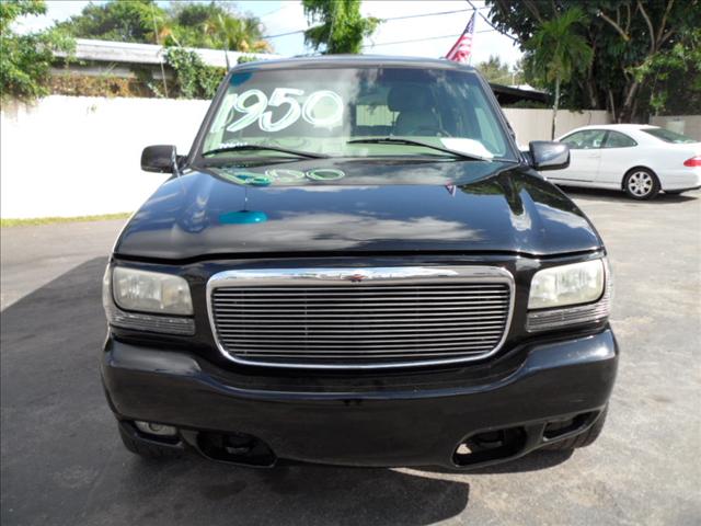 2000 Cadillac Escalade Unknown