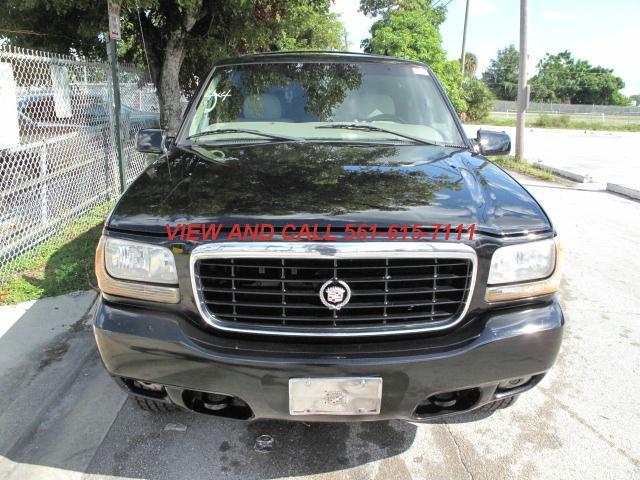 2000 Cadillac Escalade Unknown