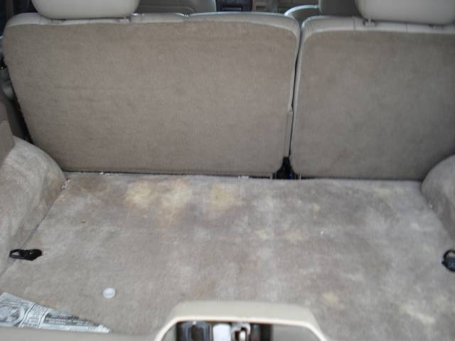 2000 Cadillac Escalade Base