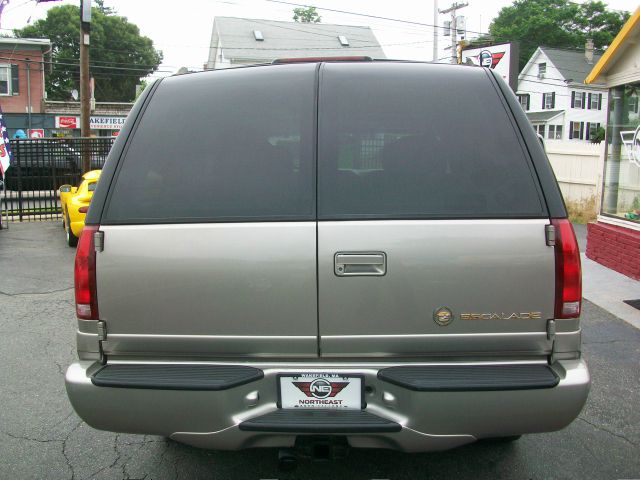 2000 Cadillac Escalade Ram 3500 Diesel 2-WD