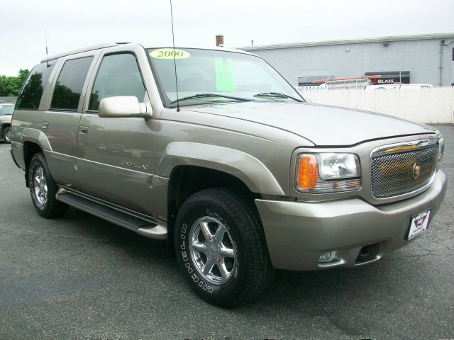 2000 Cadillac Escalade Ram 3500 Diesel 2-WD
