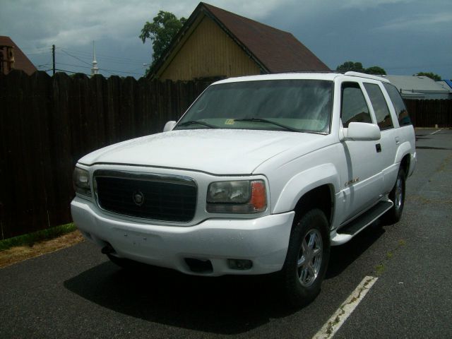 2000 Cadillac Escalade Ram 3500 Diesel 2-WD