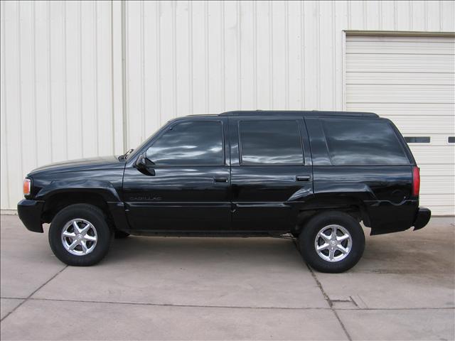 2000 Cadillac Escalade Ram 3500 Diesel 2-WD