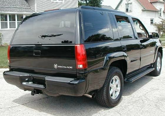 2000 Cadillac Escalade Ram 3500 Diesel 2-WD