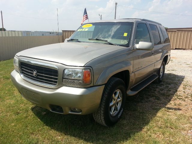 2000 Cadillac Escalade Ram 3500 Diesel 2-WD