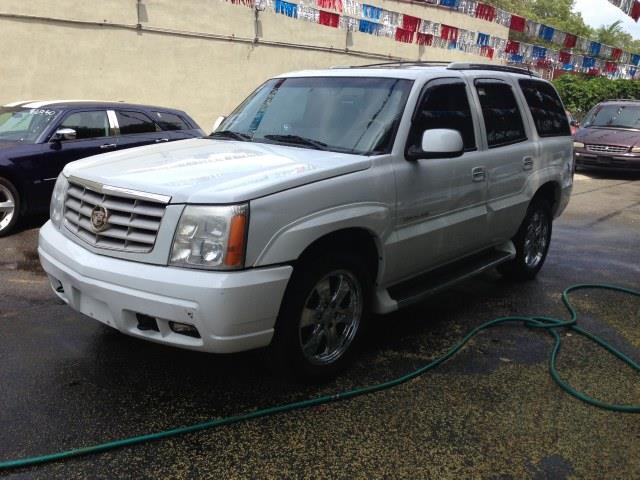 2002 Cadillac Escalade GT Premium 2-doors