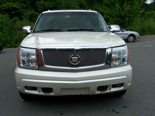 2002 Cadillac Escalade EX - DUAL Power Doors