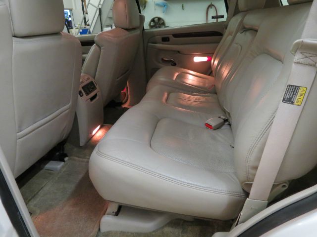 2002 Cadillac Escalade EX - DUAL Power Doors
