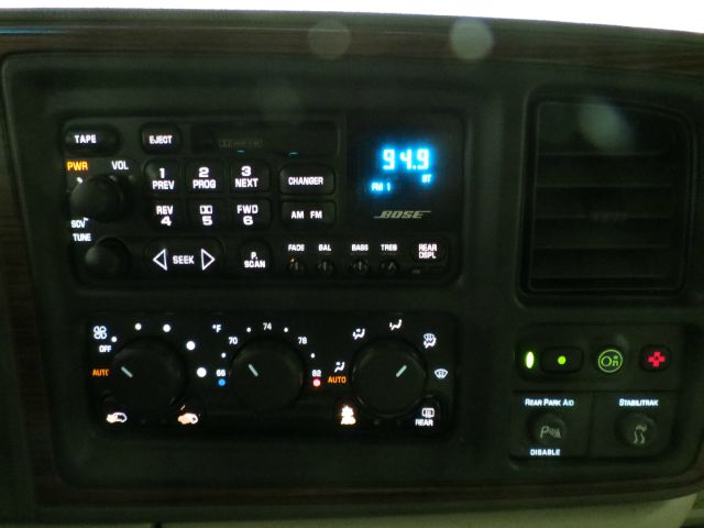 2002 Cadillac Escalade EX - DUAL Power Doors