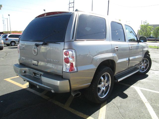 2002 Cadillac Escalade EX - DUAL Power Doors