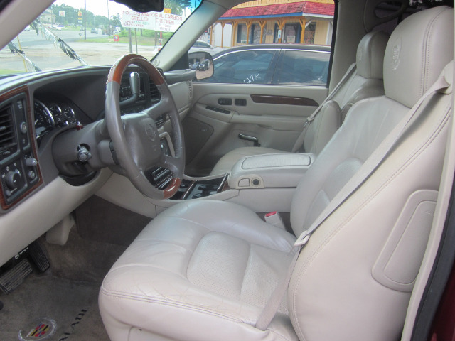 2002 Cadillac Escalade EX - DUAL Power Doors