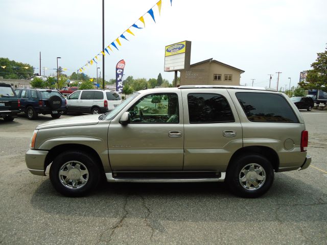 2003 Cadillac Escalade EX - DUAL Power Doors