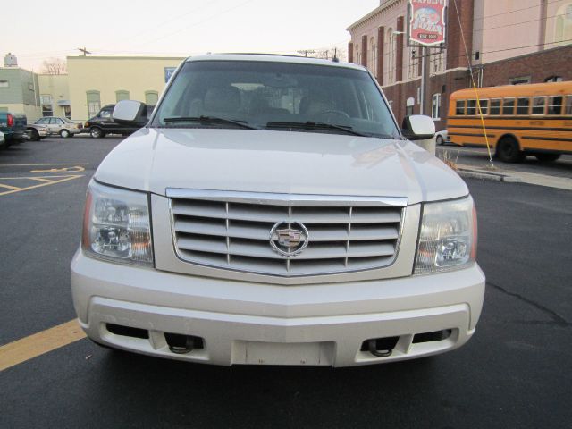 2003 Cadillac Escalade EX - DUAL Power Doors