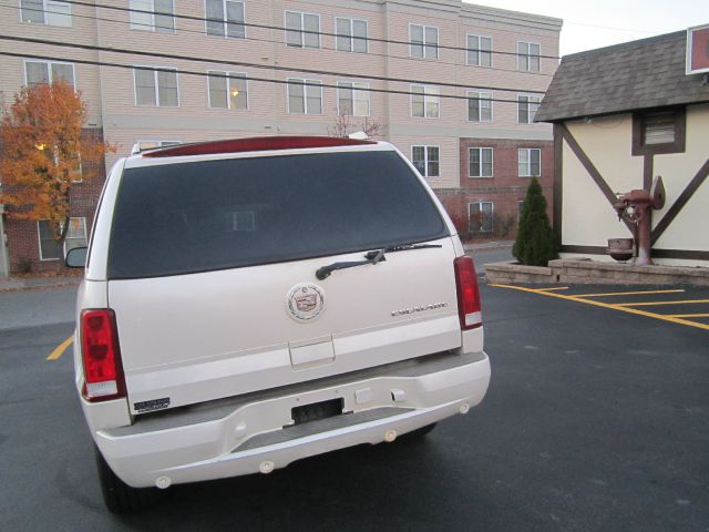 2003 Cadillac Escalade EX - DUAL Power Doors