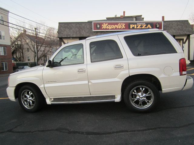 2003 Cadillac Escalade EX - DUAL Power Doors