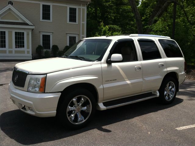 2003 Cadillac Escalade EX - DUAL Power Doors