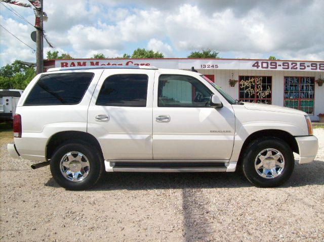 2003 Cadillac Escalade EX - DUAL Power Doors