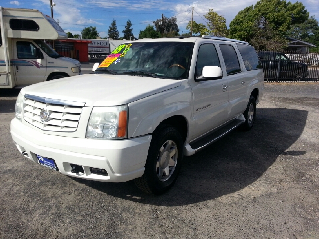 2003 Cadillac Escalade SR5 Sport Utility 4D