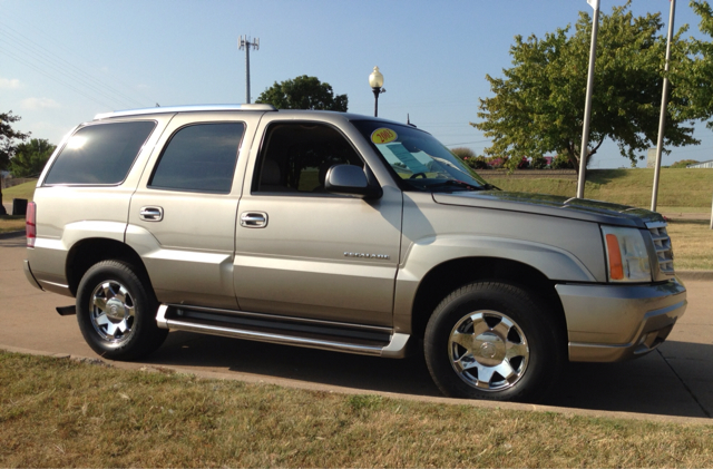 2003 Cadillac Escalade EX - DUAL Power Doors