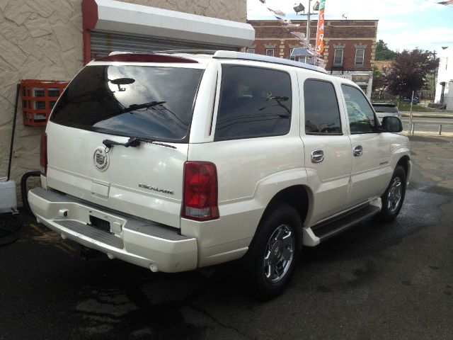 2003 Cadillac Escalade EX - DUAL Power Doors