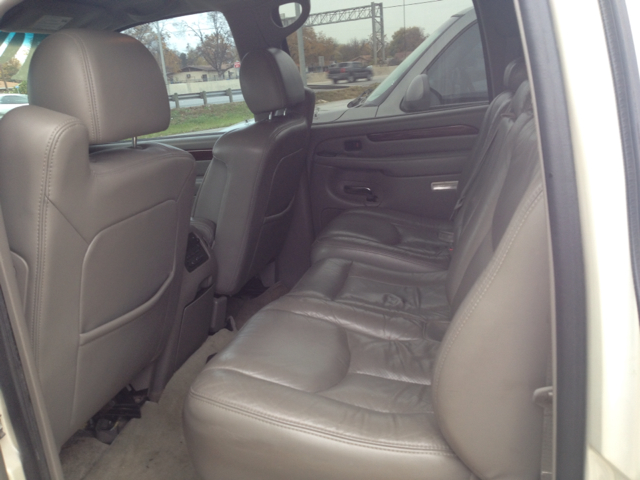 2003 Cadillac Escalade SR5 Sport Utility 4D