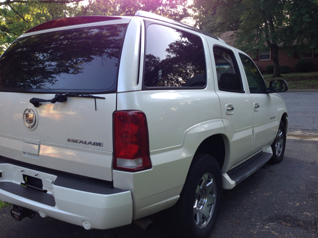 2003 Cadillac Escalade EX - DUAL Power Doors