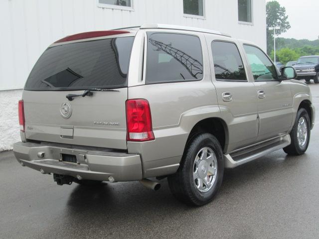 2003 Cadillac Escalade Unknown