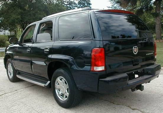 2004 Cadillac Escalade LS Flex Fuel 4x4 This Is One Of Our Best Bargains