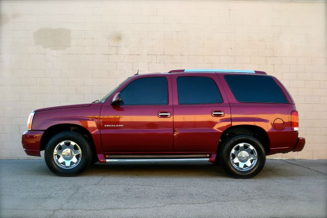 2004 Cadillac Escalade Quad Cab 4x4 Shortbox Lariat