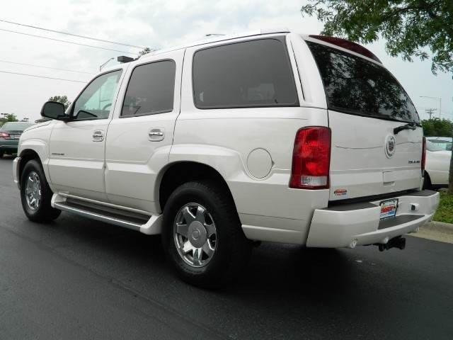 2004 Cadillac Escalade 2 Dr SC2 Coupe