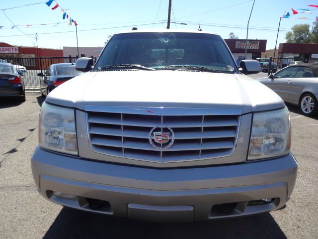 2004 Cadillac Escalade 2.5 AWD SUV