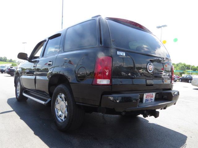 2004 Cadillac Escalade EX - DUAL Power Doors
