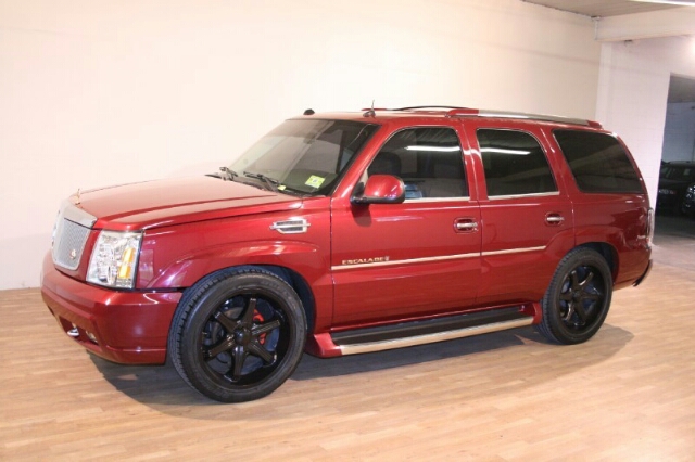 2004 Cadillac Escalade Unknown