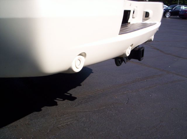 2004 Cadillac Escalade EX - DUAL Power Doors