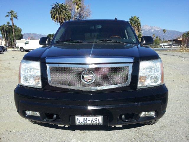 2004 Cadillac Escalade Unknown