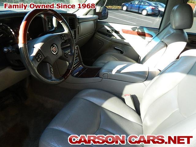 2005 Cadillac Escalade Unknown