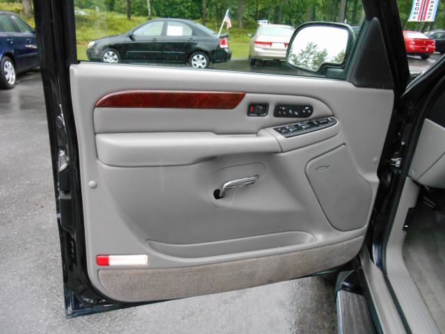 2005 Cadillac Escalade 1500 SLE Ext. Cab 2WD