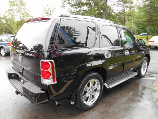 2005 Cadillac Escalade 1500 SLE Ext. Cab 2WD