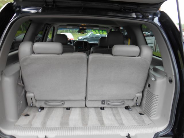 2005 Cadillac Escalade 1500 SLE Ext. Cab 2WD