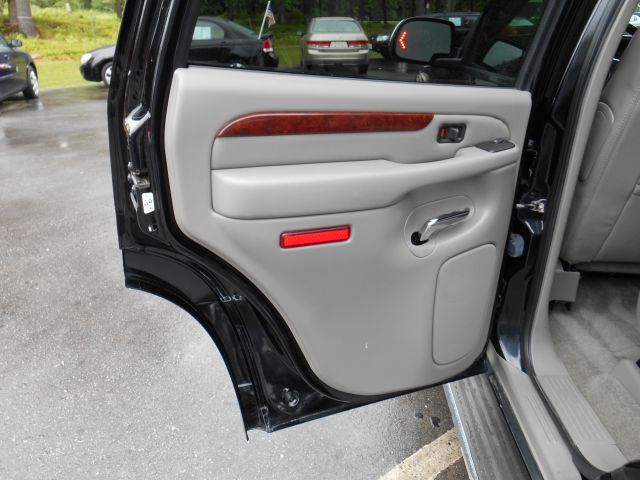 2005 Cadillac Escalade 1500 SLE Ext. Cab 2WD