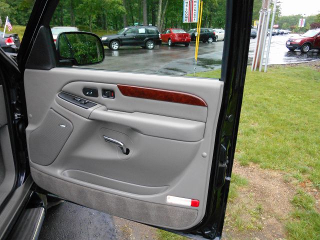 2005 Cadillac Escalade 1500 SLE Ext. Cab 2WD