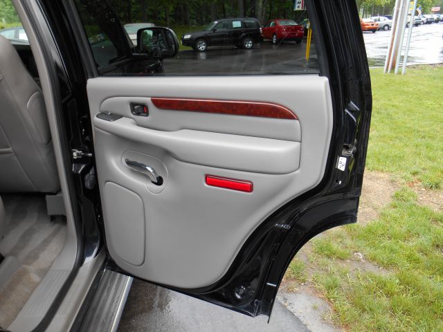 2005 Cadillac Escalade 1500 SLE Ext. Cab 2WD