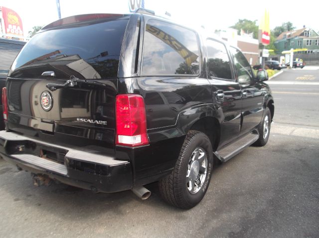 2005 Cadillac Escalade EX - DUAL Power Doors