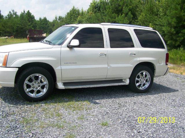 2005 Cadillac Escalade EX - DUAL Power Doors