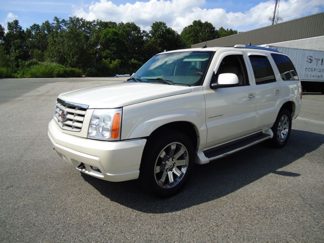 2005 Cadillac Escalade EX - DUAL Power Doors