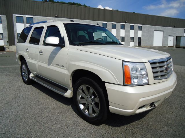 2005 Cadillac Escalade EX - DUAL Power Doors