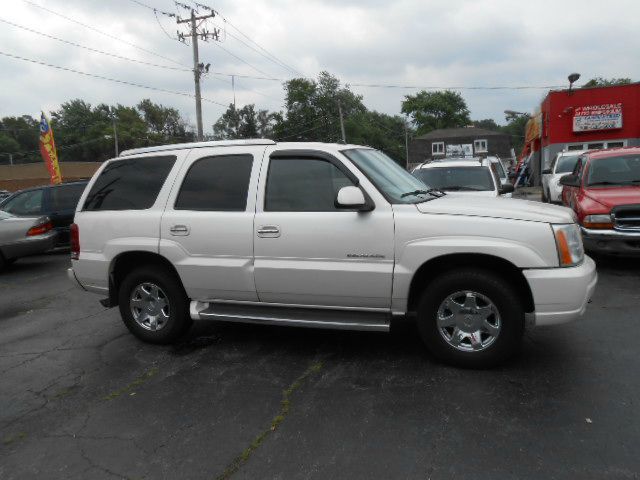 2005 Cadillac Escalade EX - DUAL Power Doors