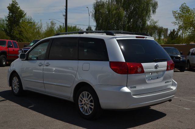 2005 Cadillac Escalade EX - DUAL Power Doors