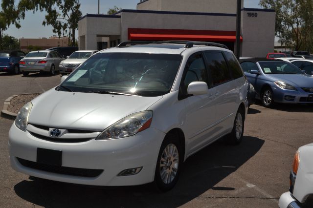 2005 Cadillac Escalade EX - DUAL Power Doors
