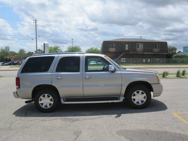 2005 Cadillac Escalade EX - DUAL Power Doors